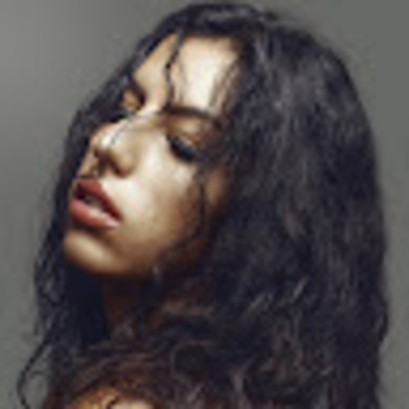 Meet your Posher, Sophia - Picture 1 of 1